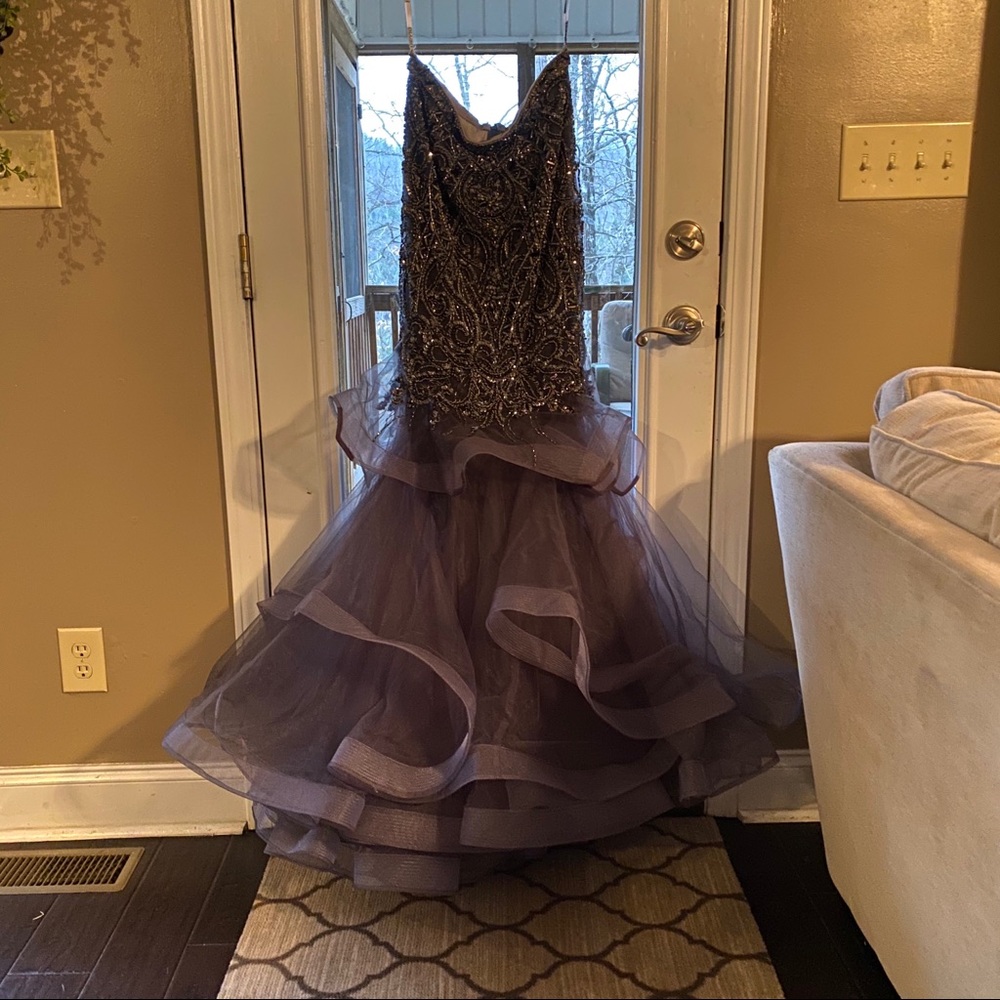 Prom Dress - Picture 2 of 7
